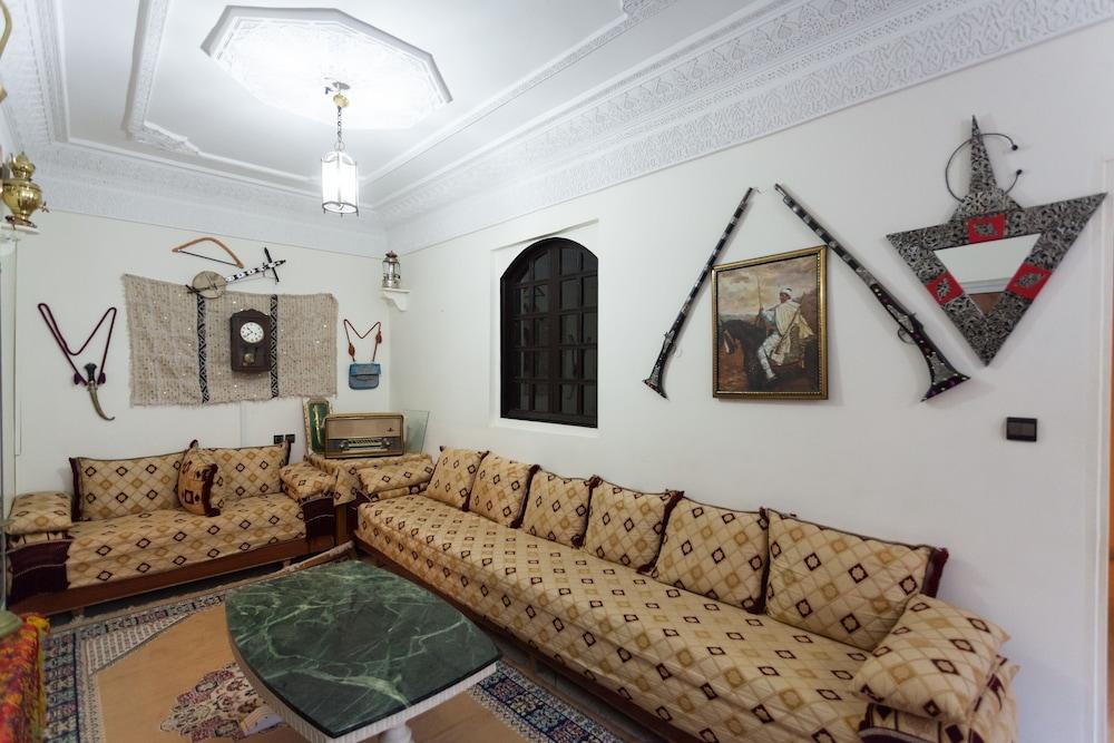 Riad Asma - Lobby Sitting Area