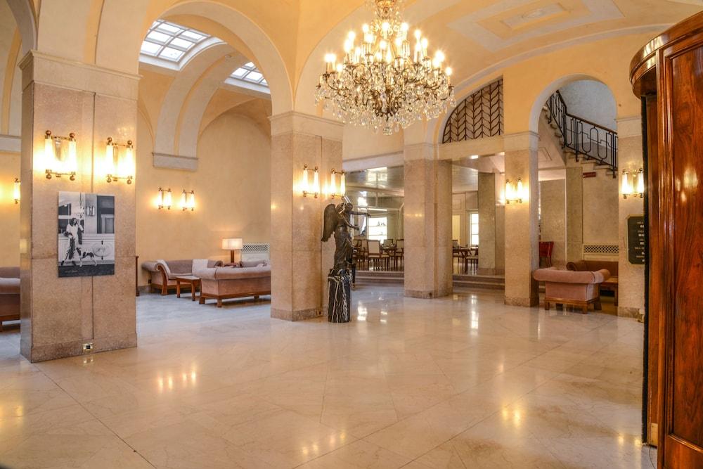Hotel Vittoria - Lobby