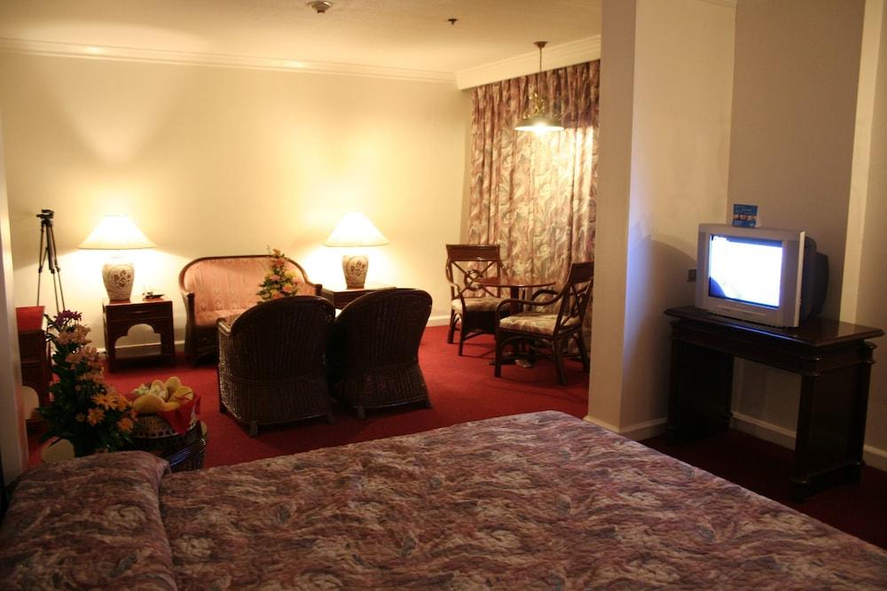 Apo View Hotel - Room
