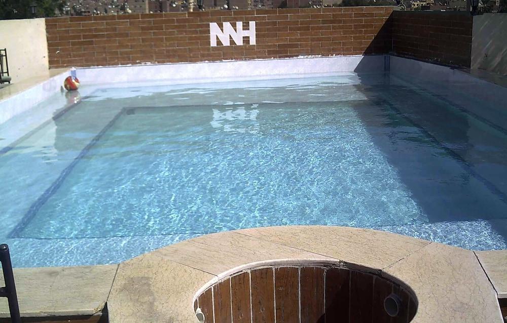 Nubanile Hotel - Outdoor Pool