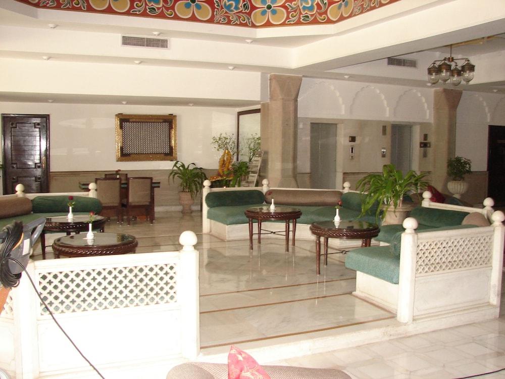 Mansingh Palace Ajmer - Lobby