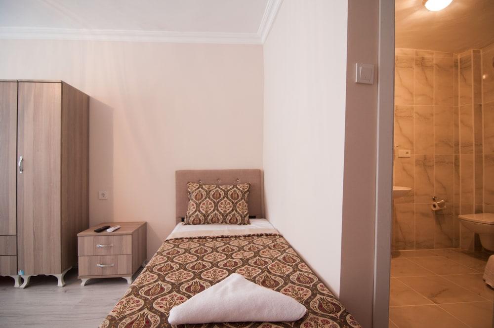 Hotel Estambul - Room