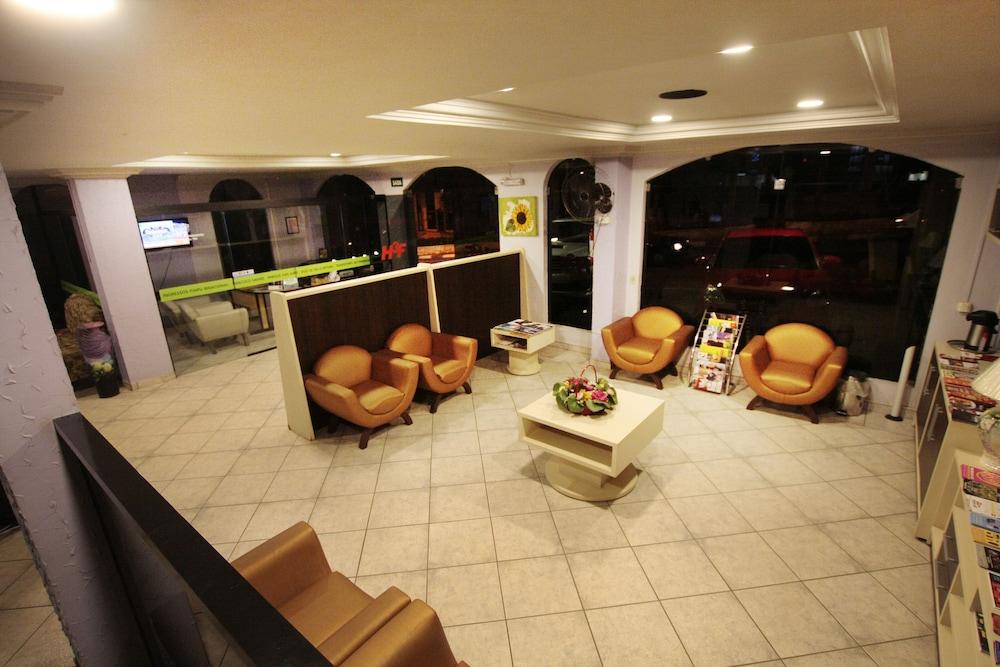 هوتل تريز فرونتيراس - Lobby Lounge