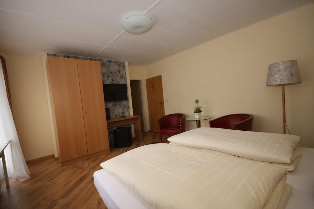 Hotel Zur Lindenwirtin - Room