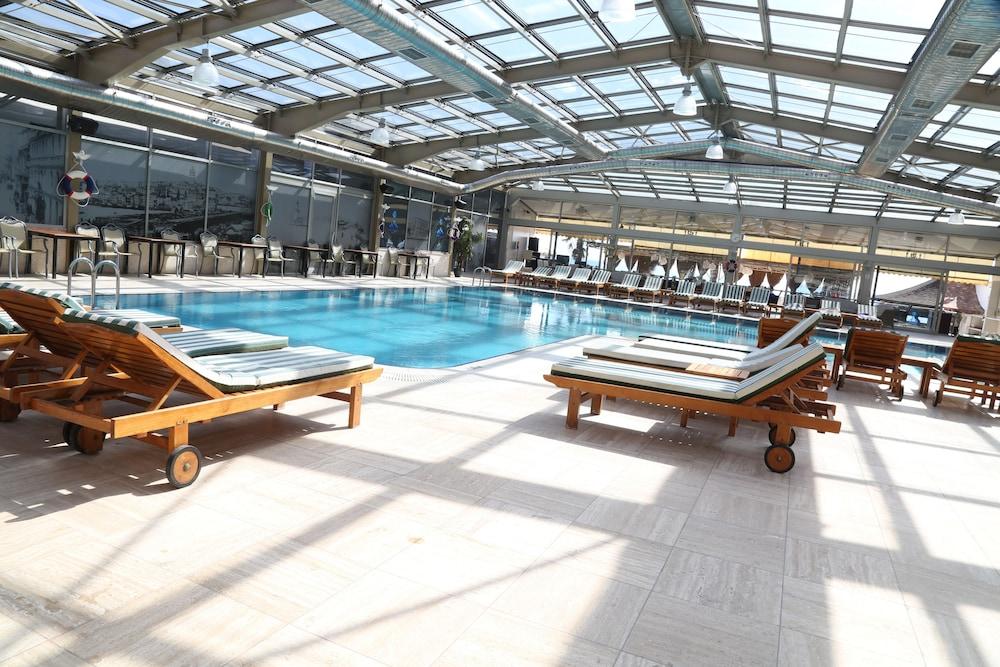 Blue World Hotel - Indoor Pool