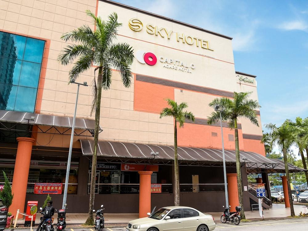 Super OYO Capital O 1225 Agape Hotel Selayang - Exterior