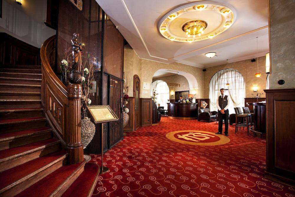 Hestia Hotel Barons Old Town - Lobby