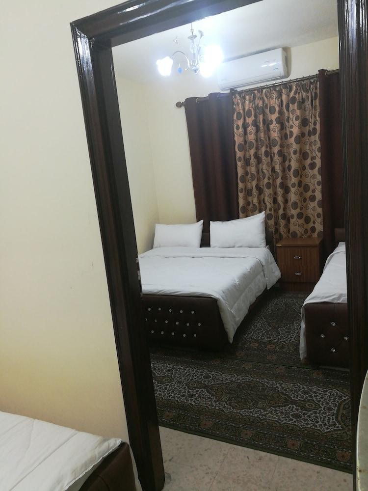 Andaleeb Hotel - Room