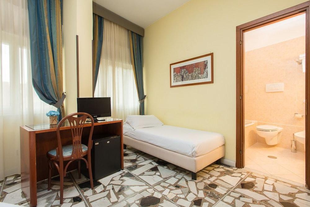 Hotel Giotto - Room