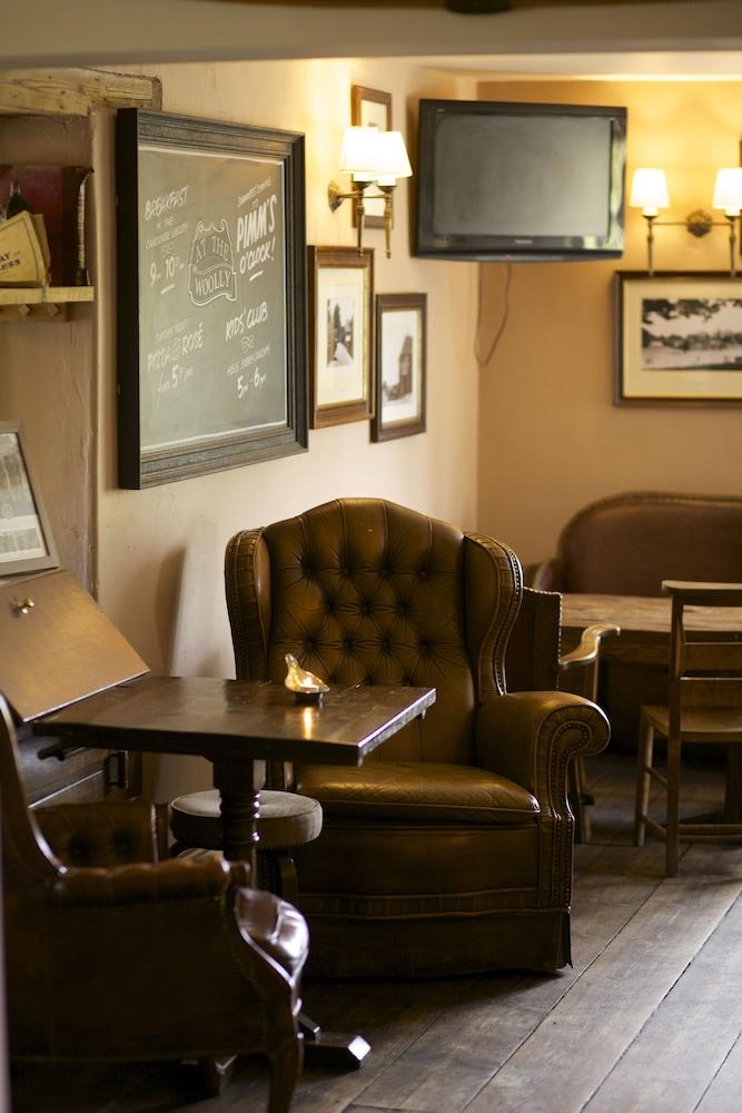 The Woolpack Country Inn - Interior