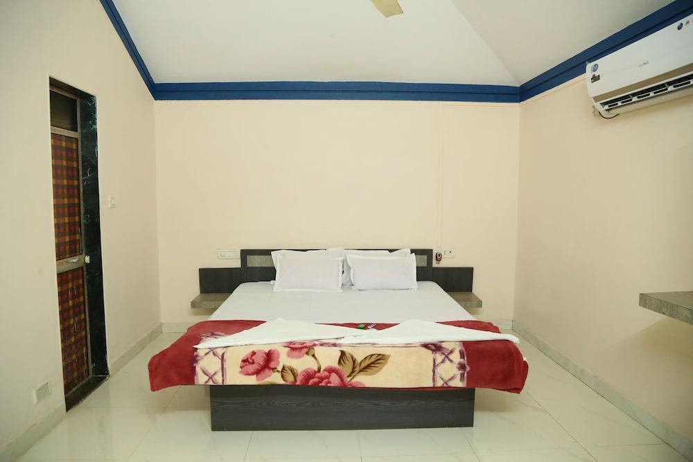 Darya Sarang Resort - Room