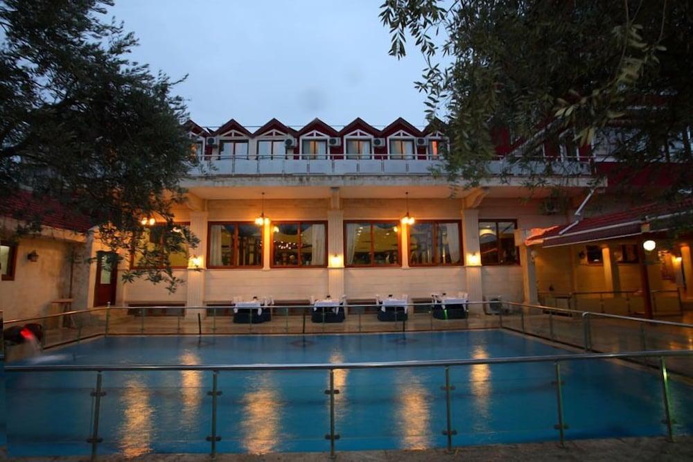 Yaman Hotel - Featured Image