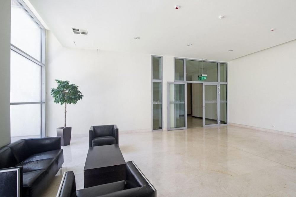 La Gioia Designers Lofts Luxury Apartments - Lobby