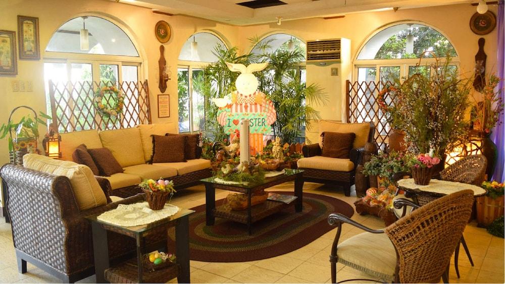 Subic Park Hotel - Lobby