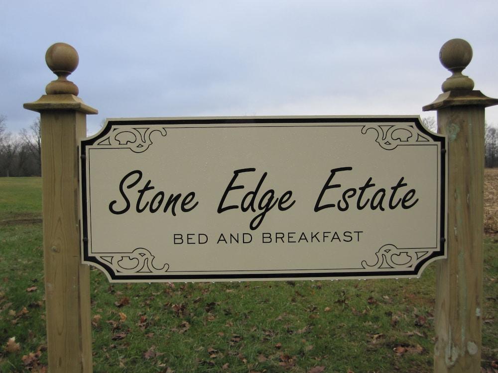 Stone Edge Estate Bed & Breakfast - Exterior detail