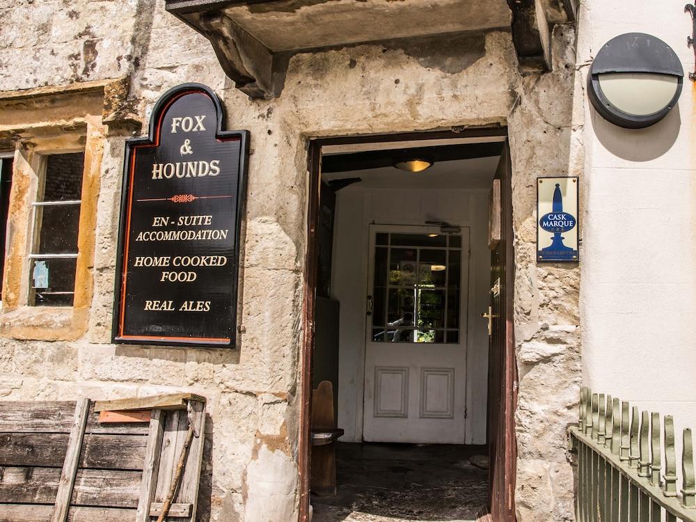 The Fox & Hounds Inn - Exterior