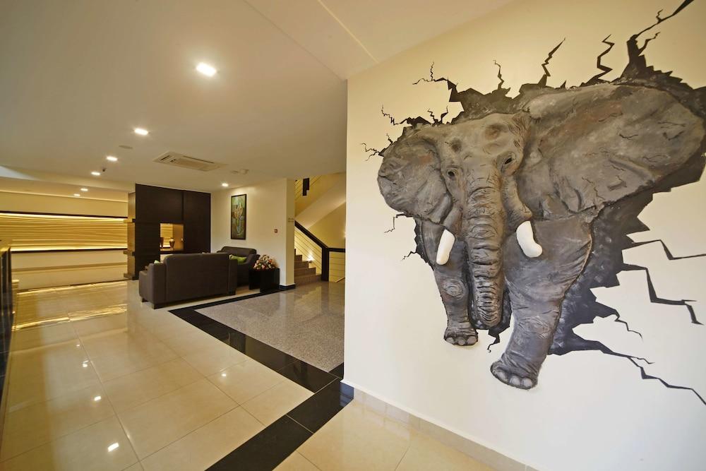 Best Western Premier Garden Hotel Entebbe - Featured Image