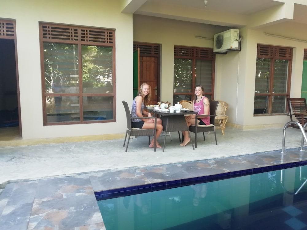 Comfort Guest house - Outdoor Pool