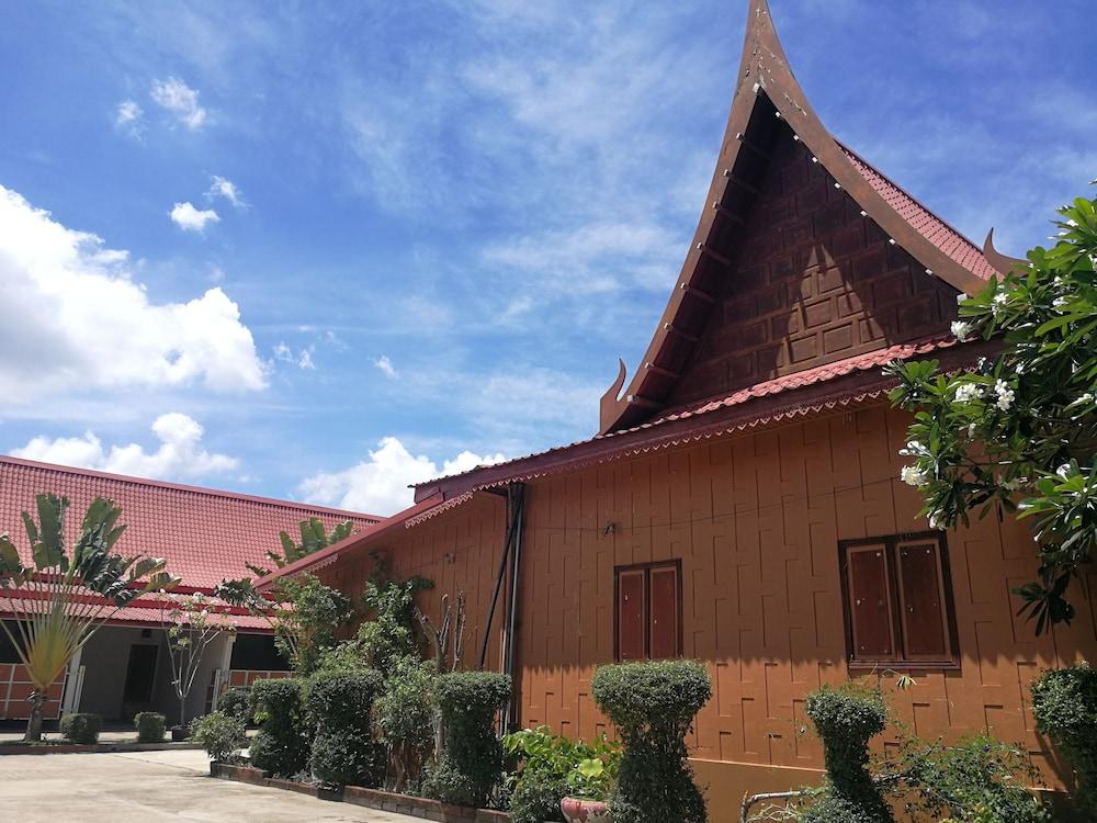 Reurn Thai Resort Ratchaburi - Exterior