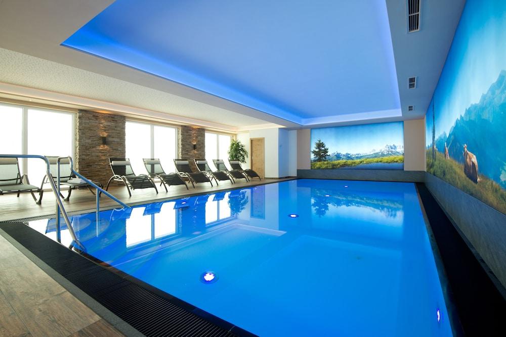 Hotel Taxerhof - Indoor Pool