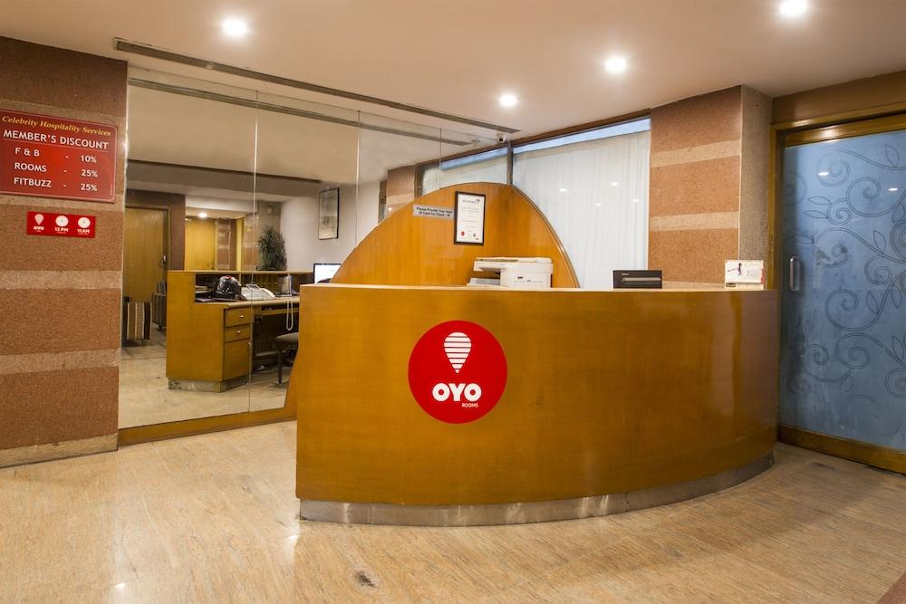 OYO 9303 Celebrity Skyhy Rooms - Reception