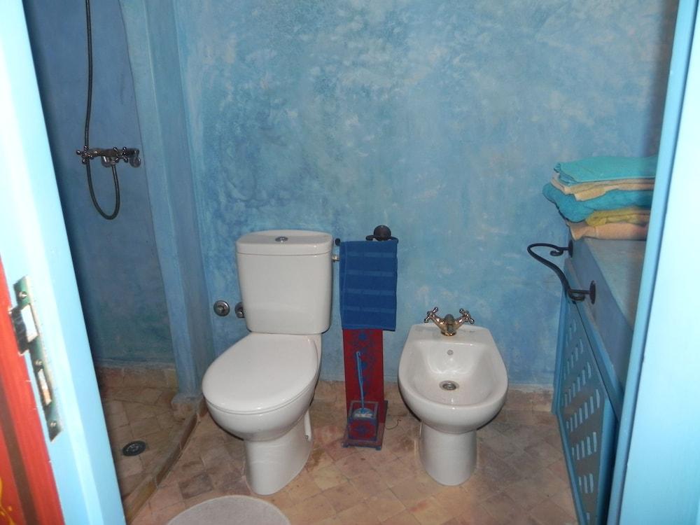 دار بيانكا - Bathroom
