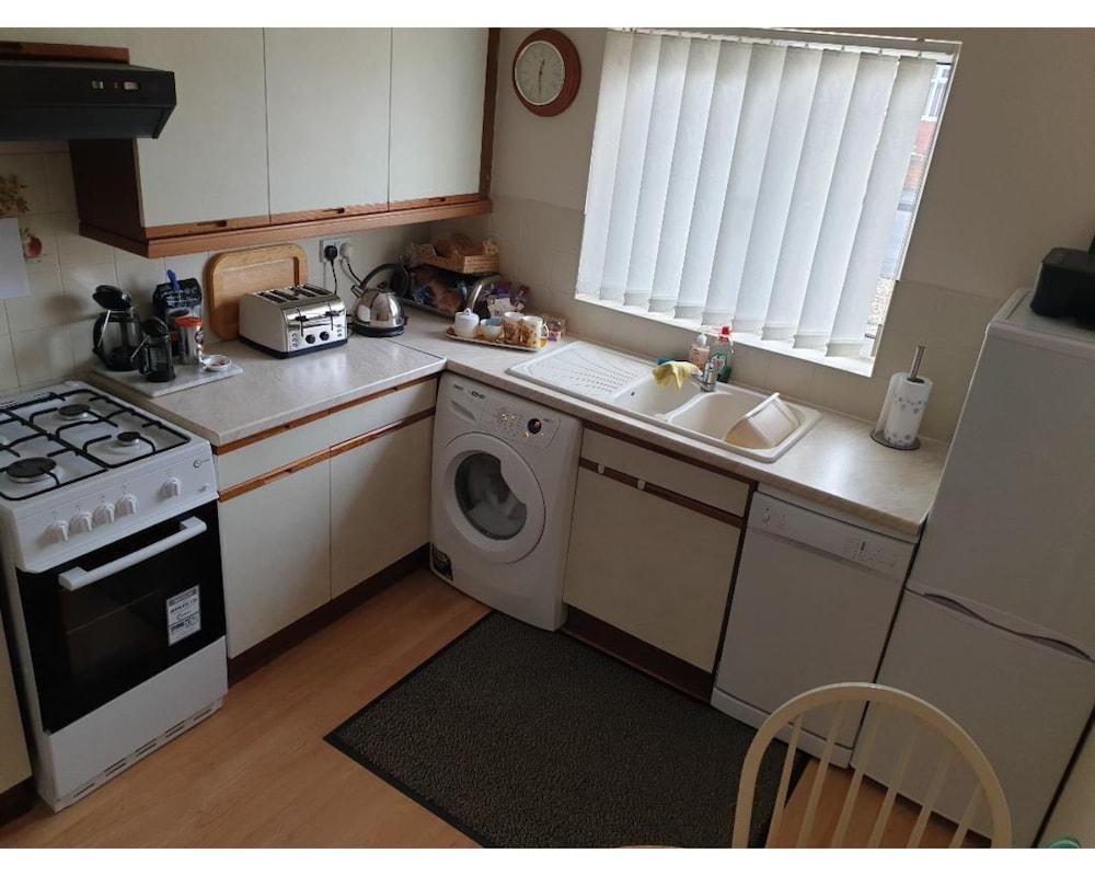 42 Beaumont Rise Rental - Worksop - Private kitchen