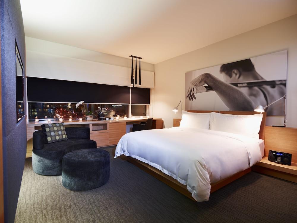 Le Germain Hotel Maple Leaf Square - Featured Image