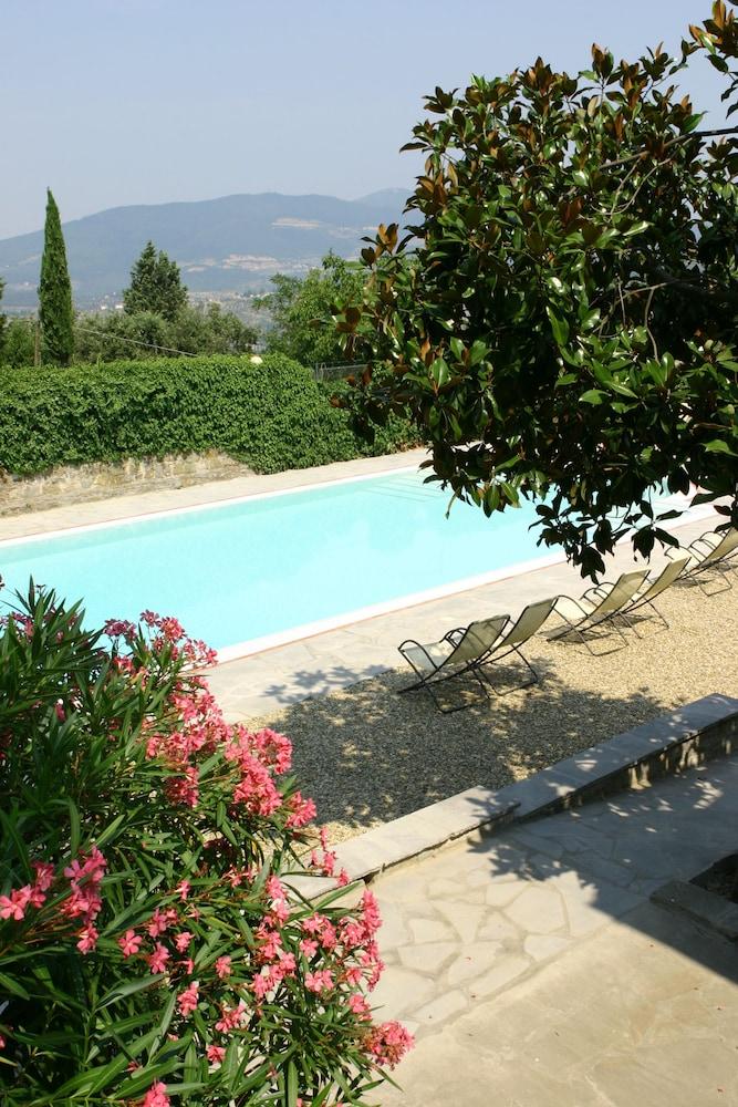 Hotel Villa Dei Bosconi - Outdoor Pool