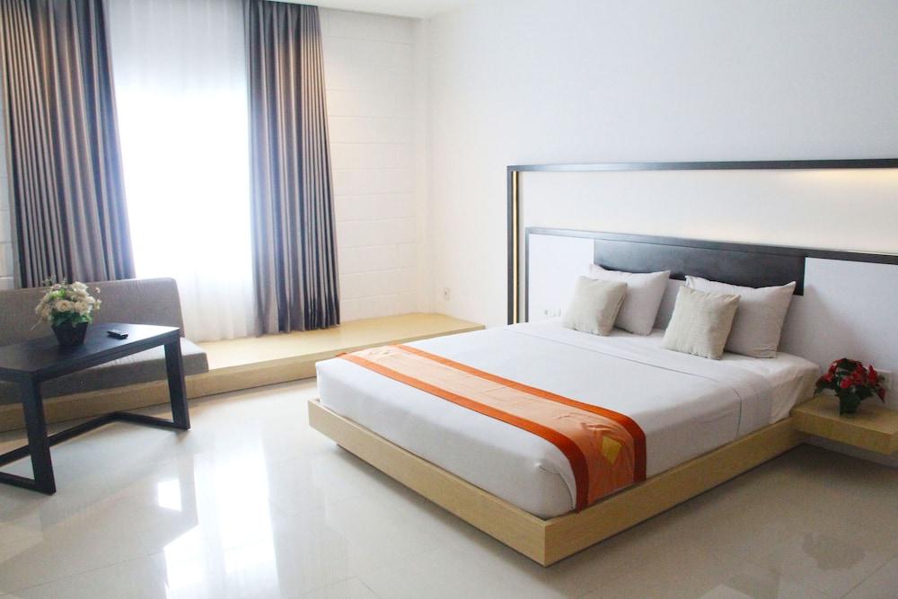 Hotel Buana Lestari - Room