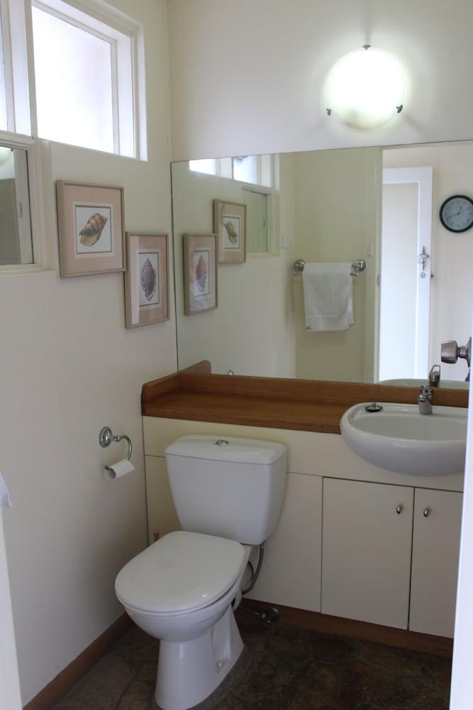 أوسترايليان هوم آواي في ريتشموند - Bathroom
