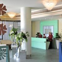 Al Raya Hotel Suites - LobbyRestaurantAndBar