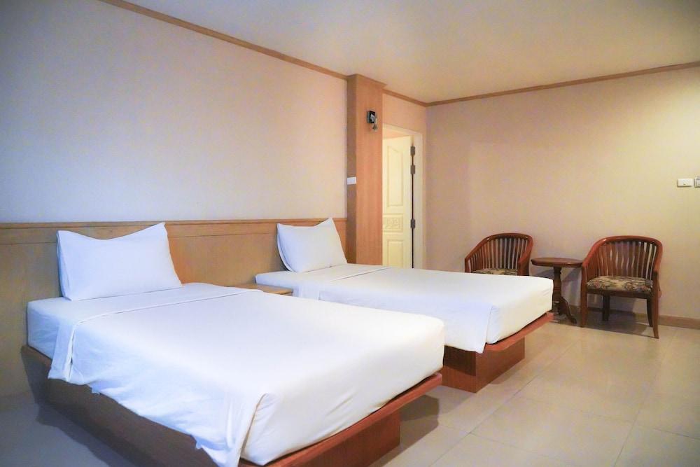 DT Hotel Pratunam (Dream Town) - Room