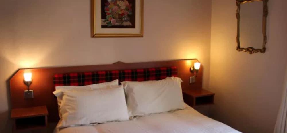 The Highland Guest House - Room