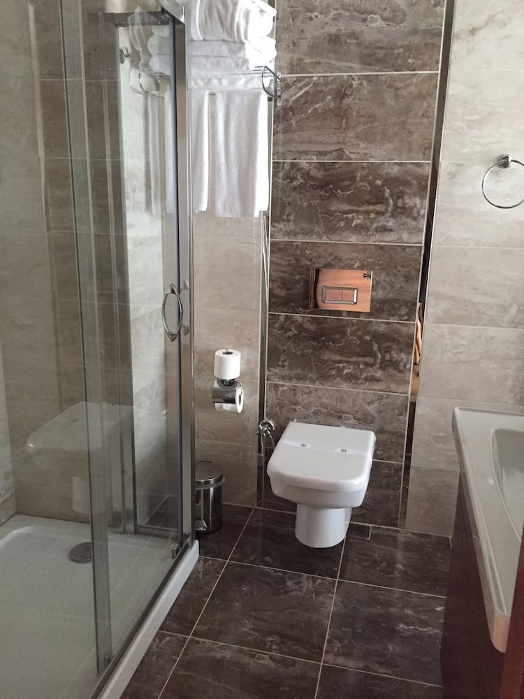 Osman Bey Otel - Bathroom