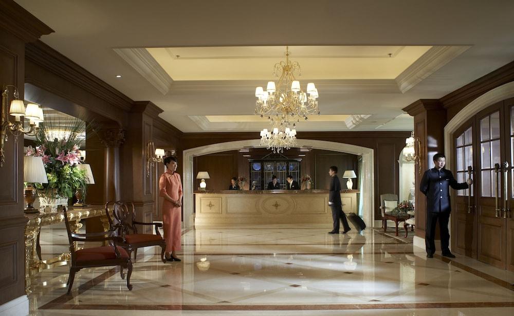The Ritz-Carlton, Beijing - Lobby