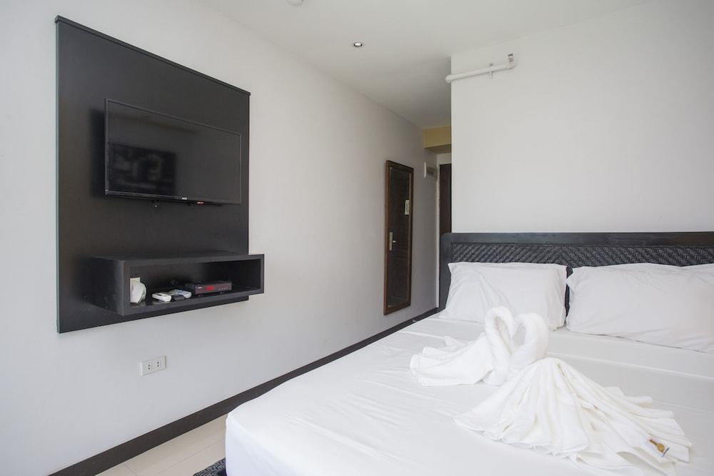 YCL Hotel Boracay - Room