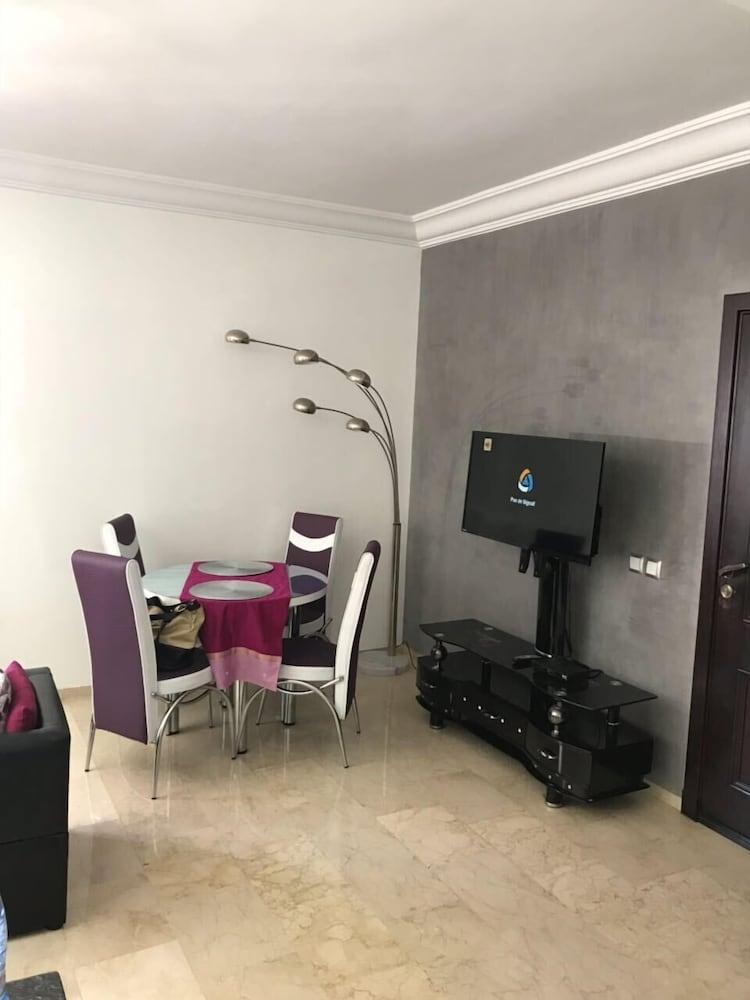شقة في الدار البيضاء - Living Room