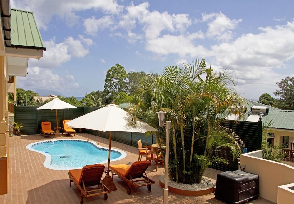 The Palm Seychelles - Outdoor Pool