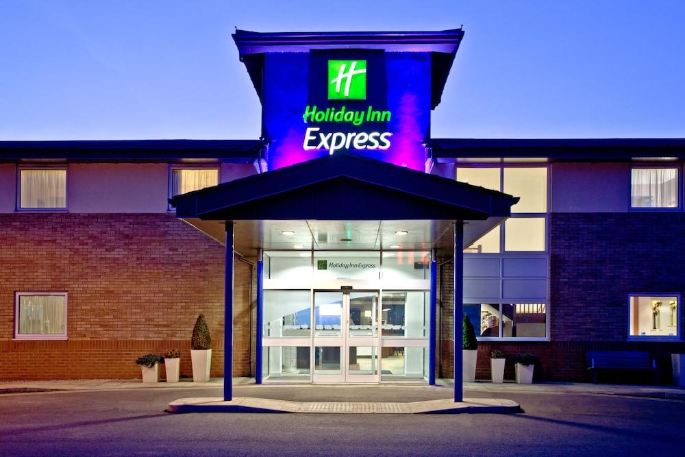 Holiday Inn Express Shrewsbury, an IHG Hotel - Featured Image