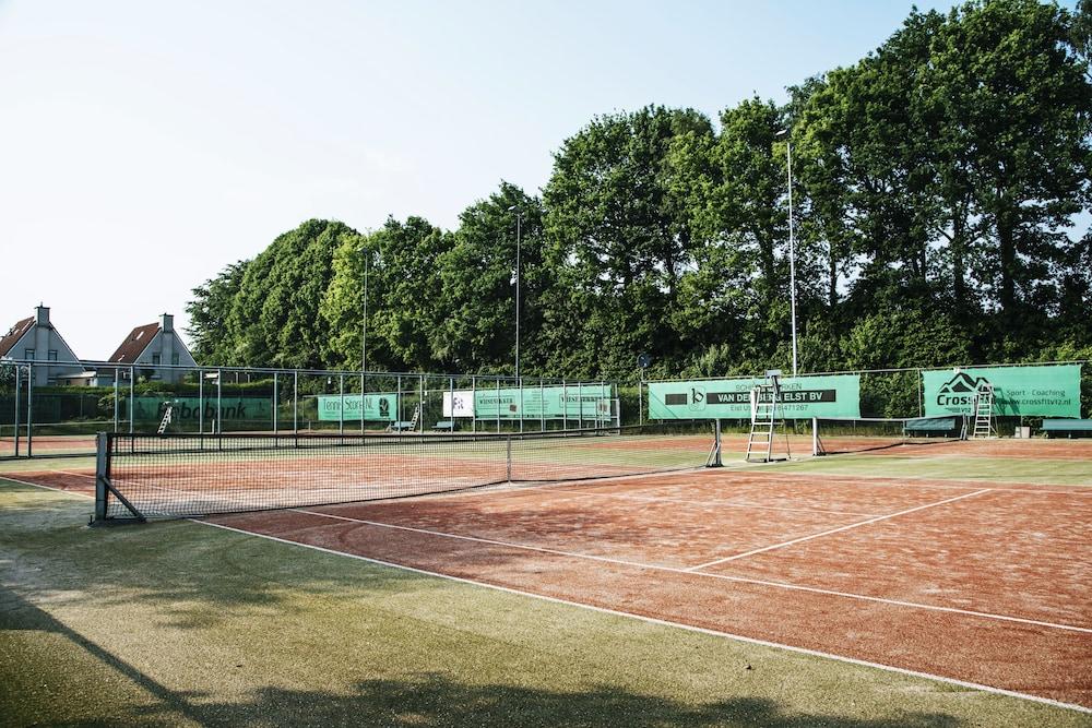بافيليون هوتل - Tennis Court