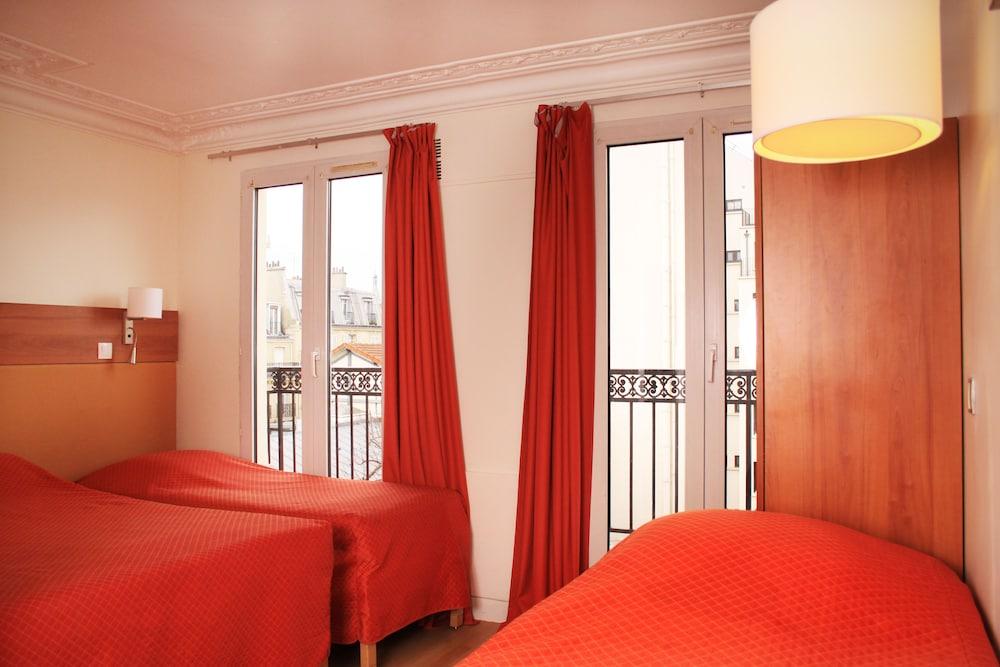 Hôtel Marignan - Room