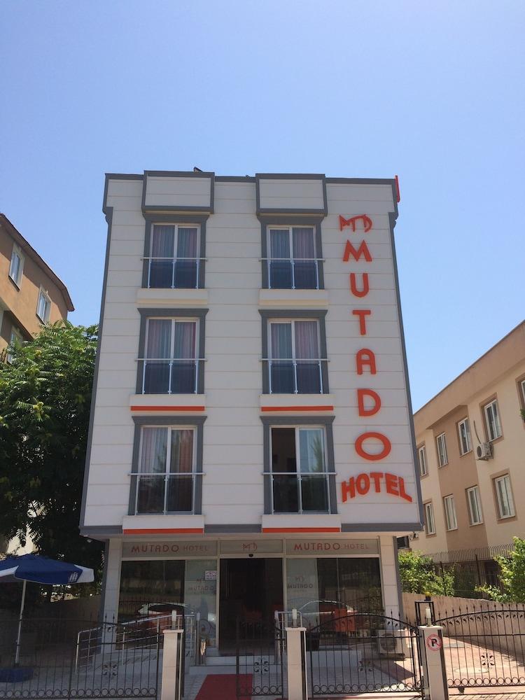 Mutado Hotel - Featured Image