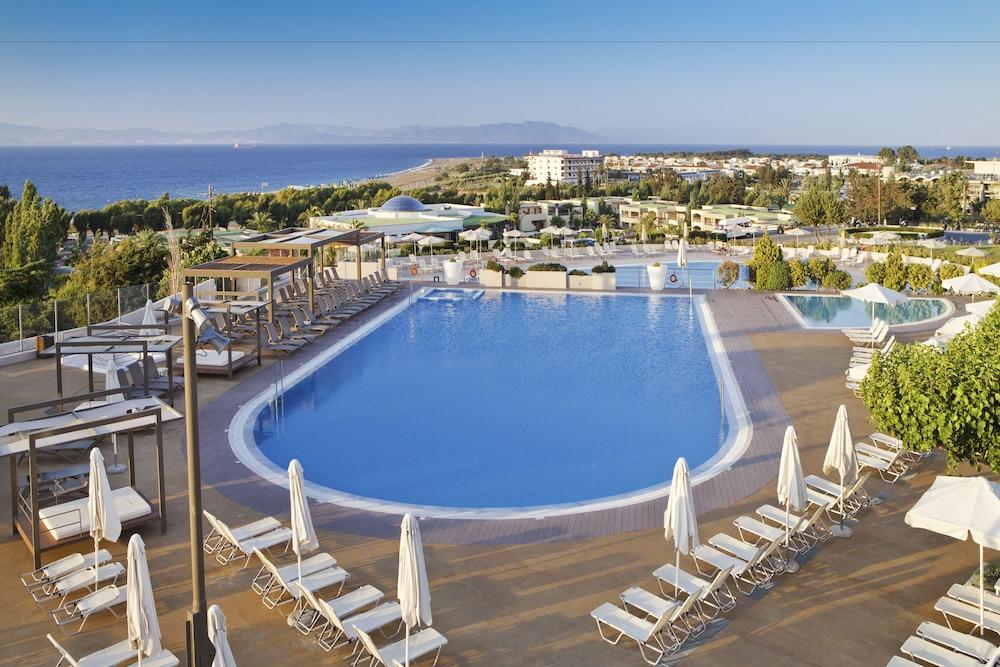 Kipriotis Panorama Hotel & Suites - Featured Image