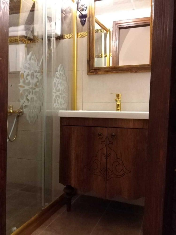 La Riva Konakları - Bathroom