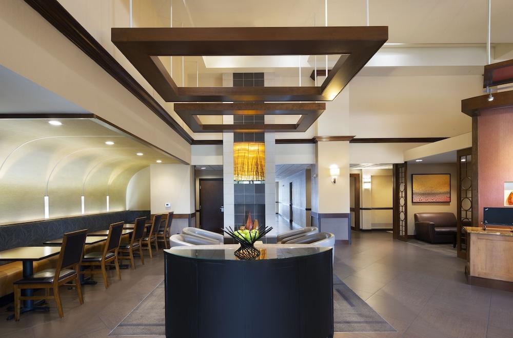Hyatt Place Fremont/Silicon Valley - Interior Entrance
