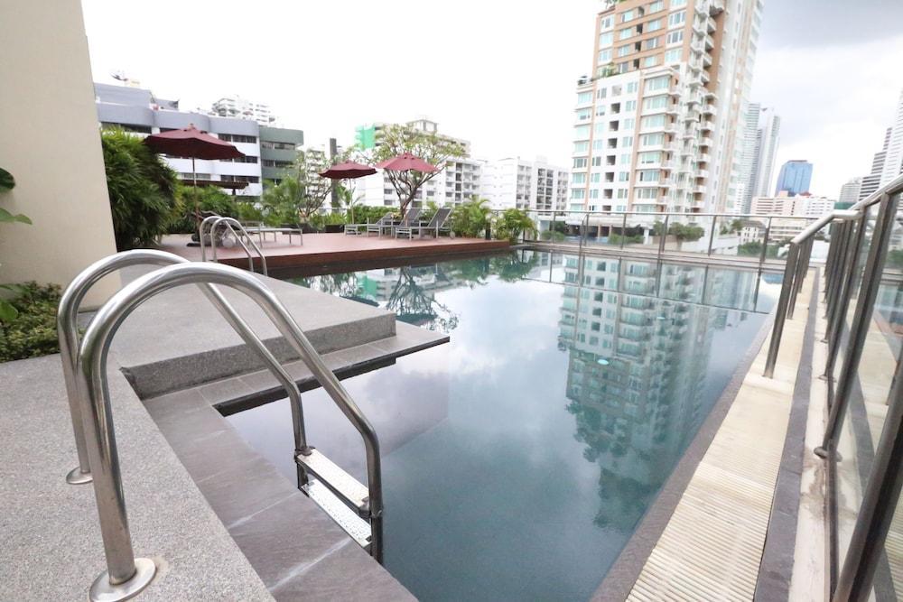 Oakwood Residence Sukhumvit 24 Bangkok - Rooftop Pool