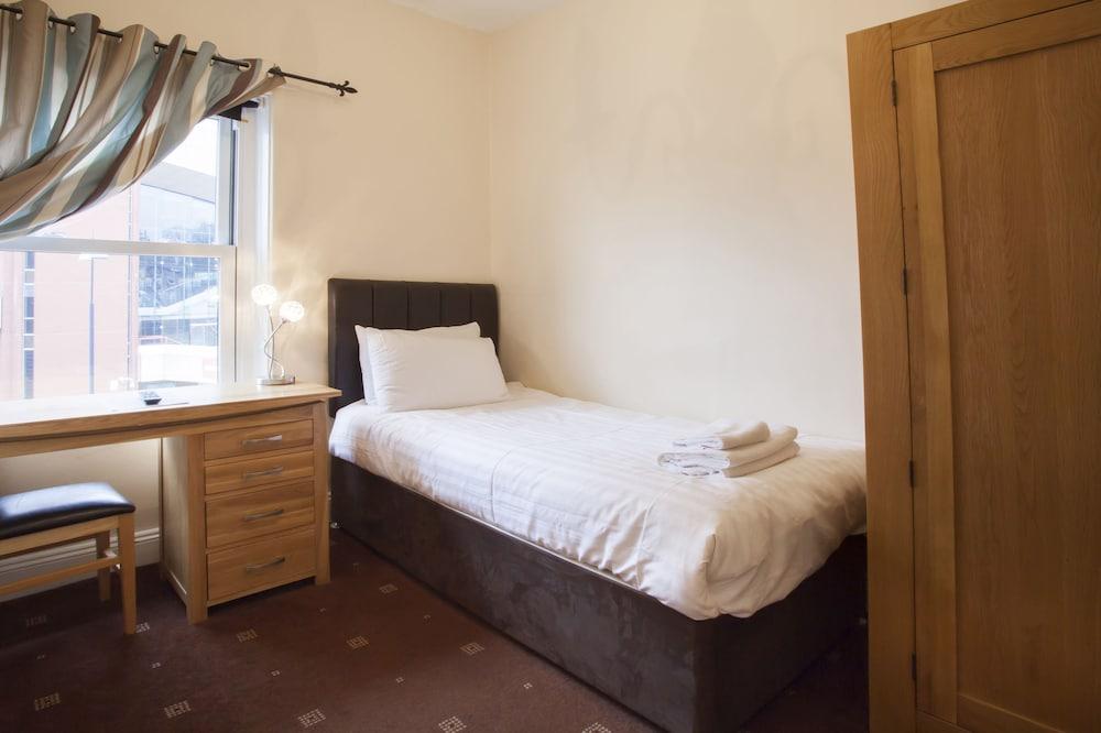 The Camberley - Room