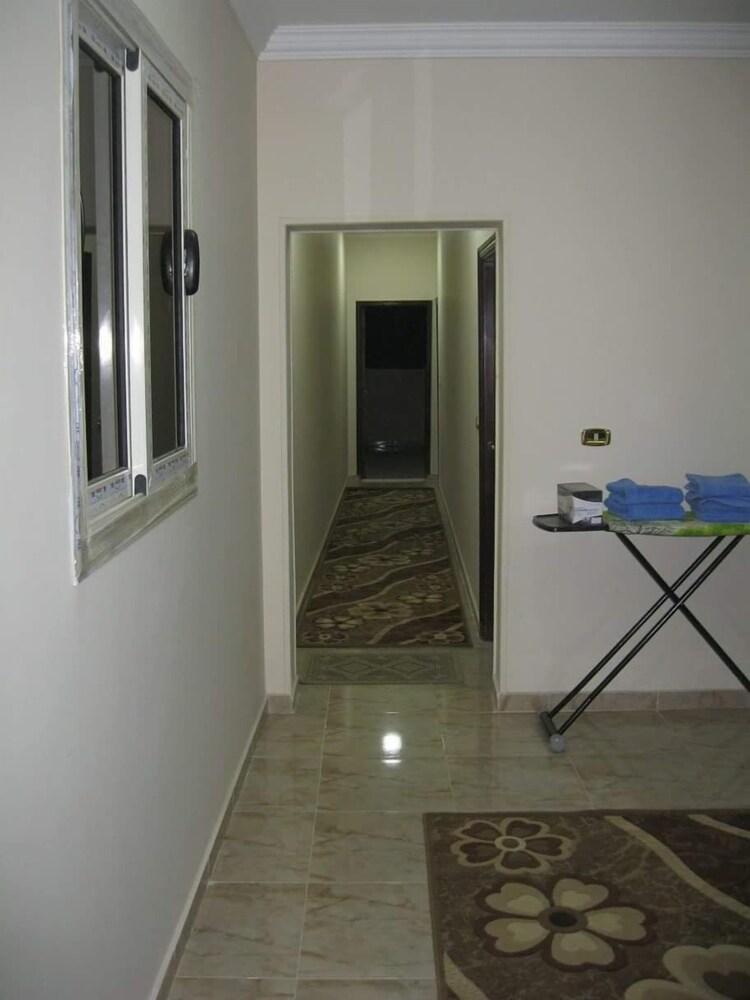 شقة من ثلاث غرف نوم بإطلالة على الأهرامات - Interior