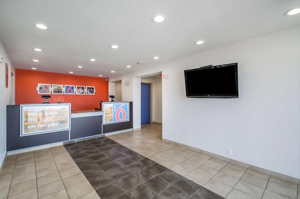 Motel 6 Odenton, MD - Fort Meade - Lobby